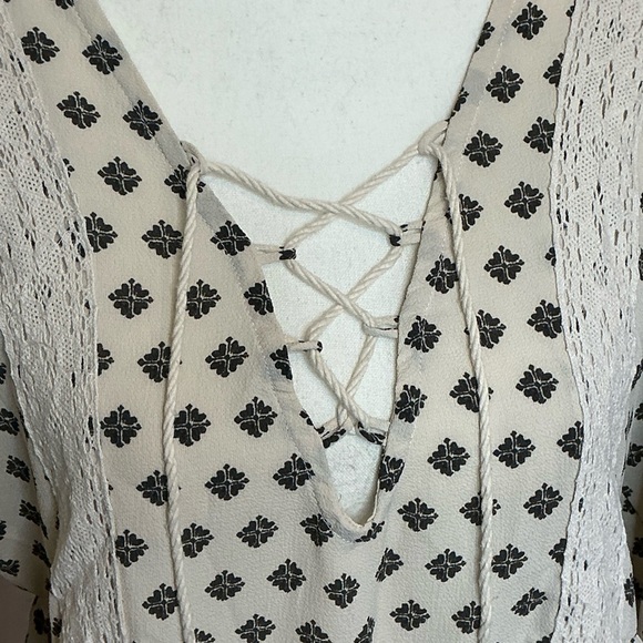 Hint of Mint Lace Up Peasant Blouse Cream and Black Boho Bohemian Cottage Core - Picture 3 of 16